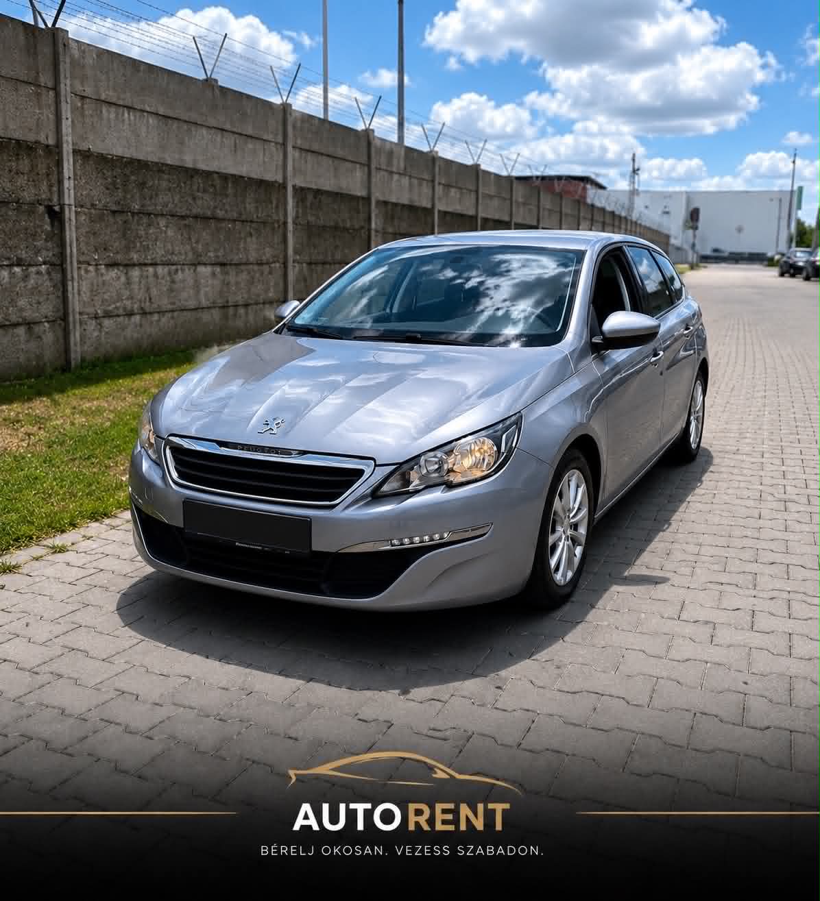 Ezüst Peugeot 308 AutoRent bérautó